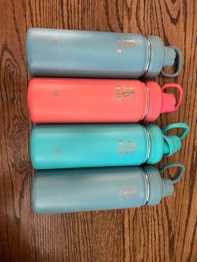 (USED) Takeya Stainless Steel Water Bottle - Coral, Teal, Aqua, blue (18 oz)